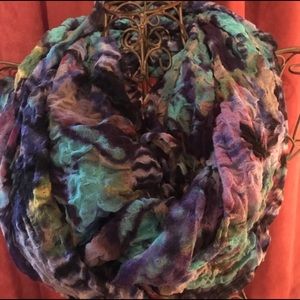 🌈 2 scarves lot
